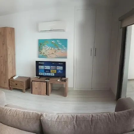 Iskele Long Beach, Aquapark Tesisinde Stuedyo Daire *