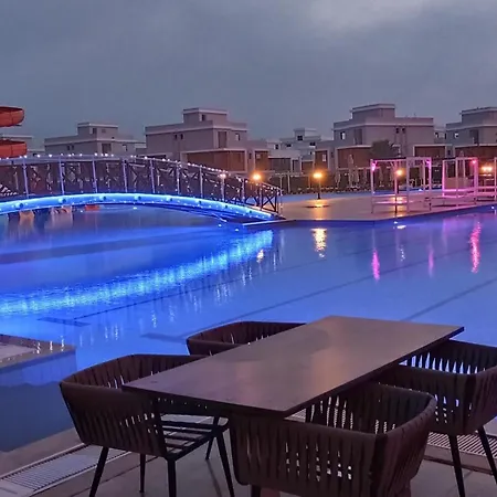 Iskele Long Beach, Aquapark Tesisinde Stuedyo Daire Apartment *